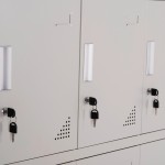 ΦΟΡΙΑΜΟΣ ΜΕΤΑΛΛΙΚΟΣ BEXLEY ΜΕ 12 ΝΤΟΥΛΑΠΑΚΙΑ ΜΕ ΚΛΕΙΔΙ HM5637.11 ΓΚΡΙ 90x45x185Υεκ