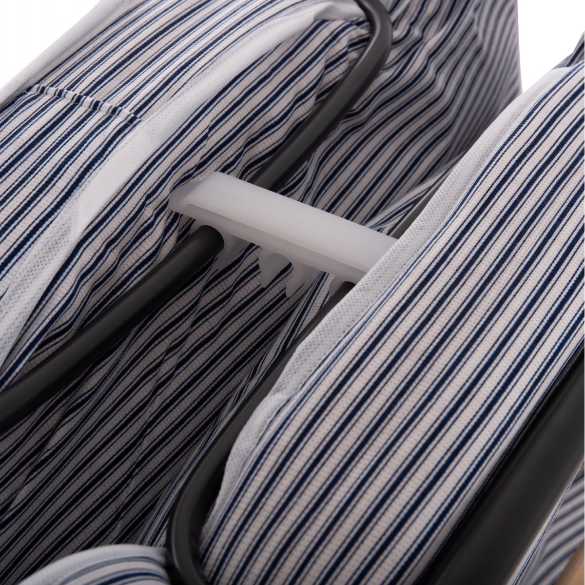 ΚΡΕΒΑΤΙ-ΡΑΝΤΖΟ ΙΤΑΛΙΑΣ NOBLE HM393.01 ΜΕΤΑΛΛΙΚΟ ΜΕ ΡΟΔΕΣ & ΣΤΡΩΜΑ 9εκ ΜΠΛΕ-ΛΕΥΚΟ 80x182x37.5Υεκ.